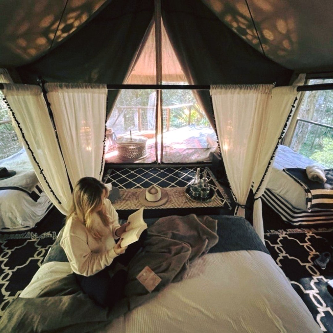 It's human nature to want what's hardest to get.. and our King Deluxe safari tent is no exception, it's always the first of our tents to book out. While we are closed this month we are making a few improvements, replacing the tent and installing a gorgeous new bathtub for two and open-air bush shower. 📷 🙏 recent guest @sharon_williams_taurus who will be pleased to know we also have heating being installed soon! 
:
:
:
:
:
#visitnsw #seeaustralia #LoveNSW #uniqueboutiquecollection #southcoastglamping 
#visitshoalhaven #unspoilt #southcoastexperiences #discoverjervisbay #jervisbay #glamping #southcoast #bushretreat  #southcoastdreaming #visitsouthcoastnsw  #shoalhaven #100beachchallenge #feelnsw #holidayherethisyear #shortbreak #luxurycamping